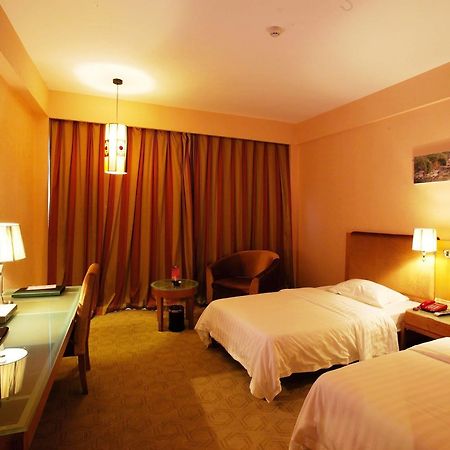 Jinyuan Hotel Vucsou Kültér fotó
